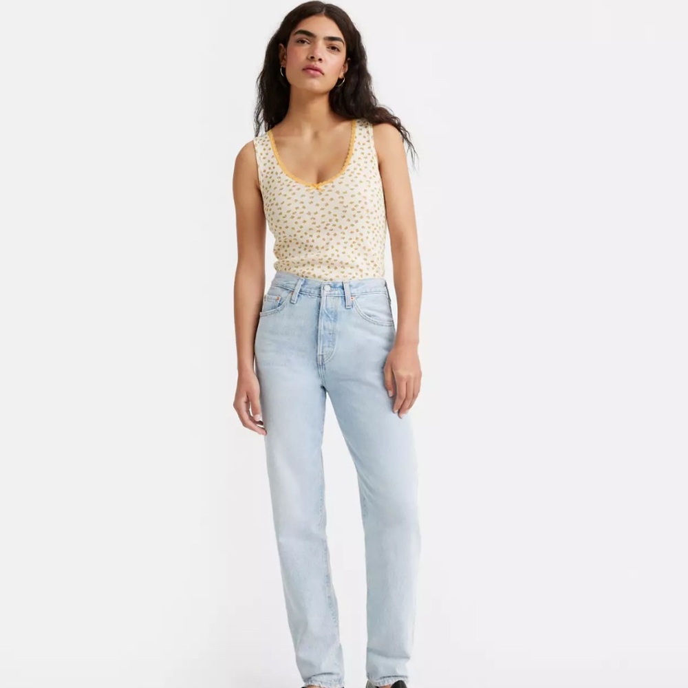 Levi's Light Wash Jeans